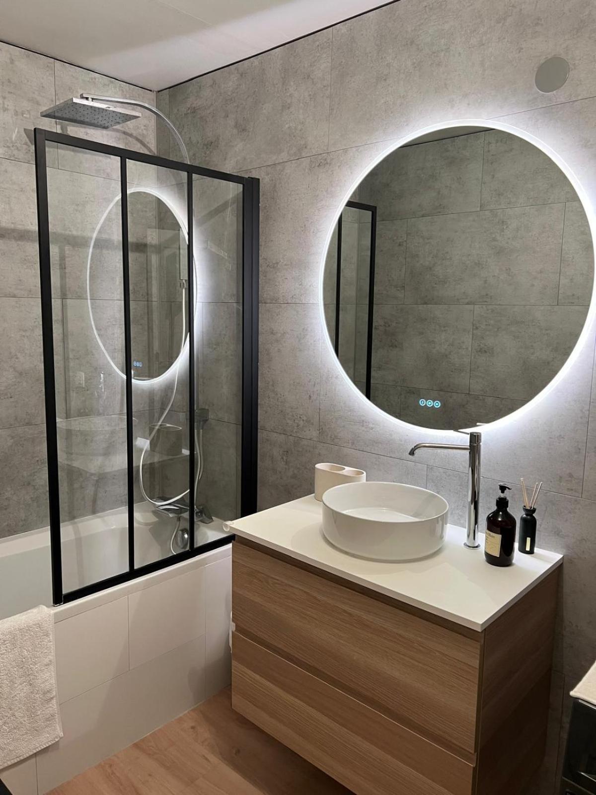 Beau Loft Au Coeur De Toulon Apartment Luaran gambar