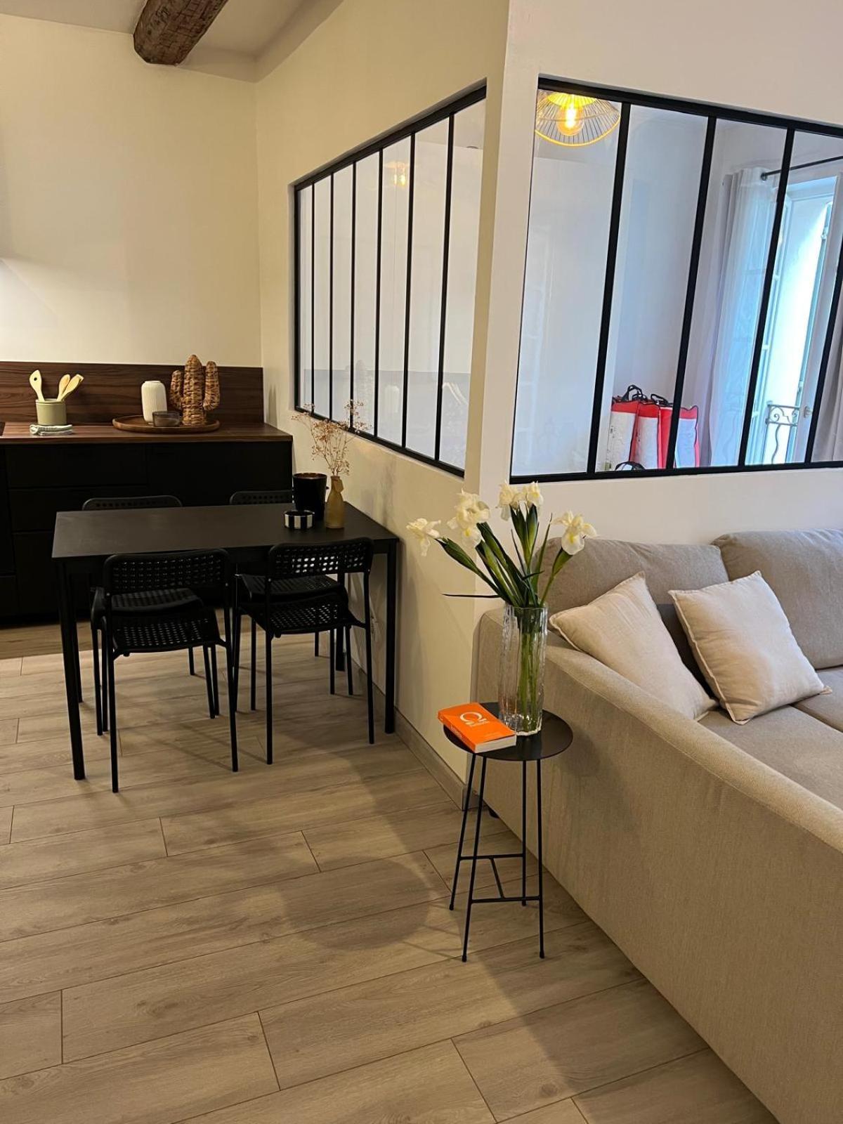 Beau Loft Au Coeur De Toulon Apartment Luaran gambar