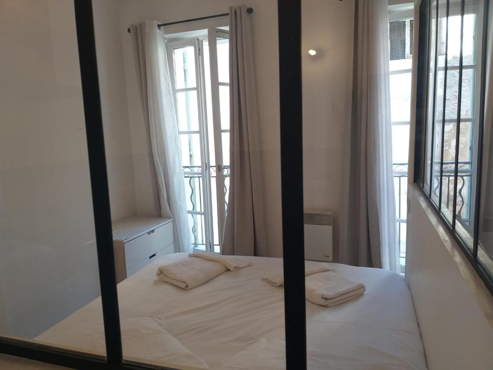Beau Loft Au Coeur De Toulon Apartment Luaran gambar